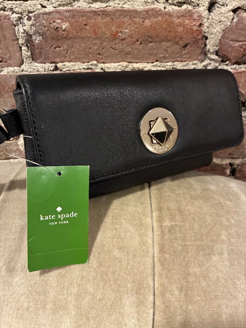 Kate Spade~ NWT!!~ Chrystie Street Wristlet (Retail:  $198.)